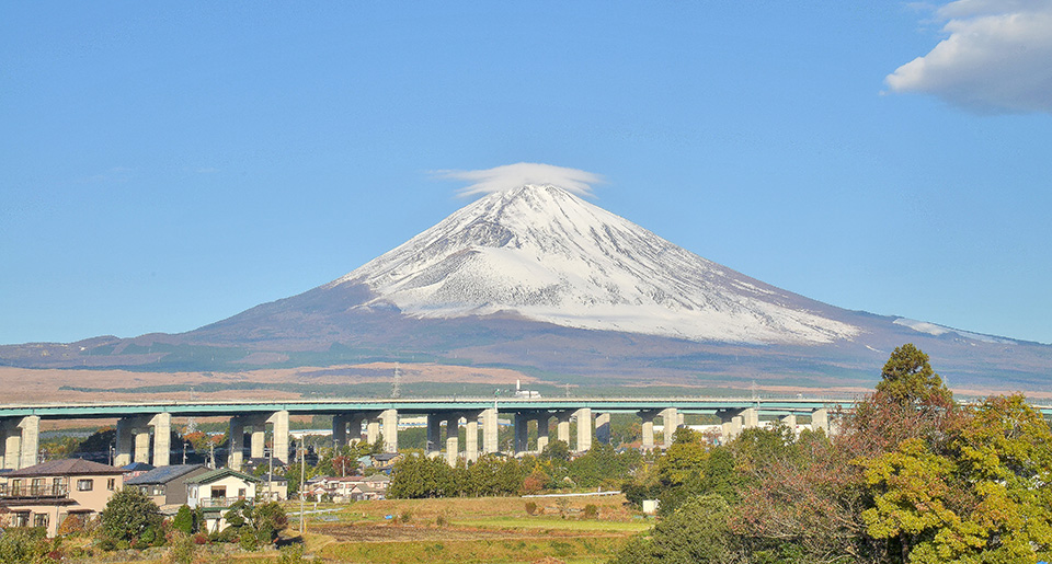 富士山と新東名